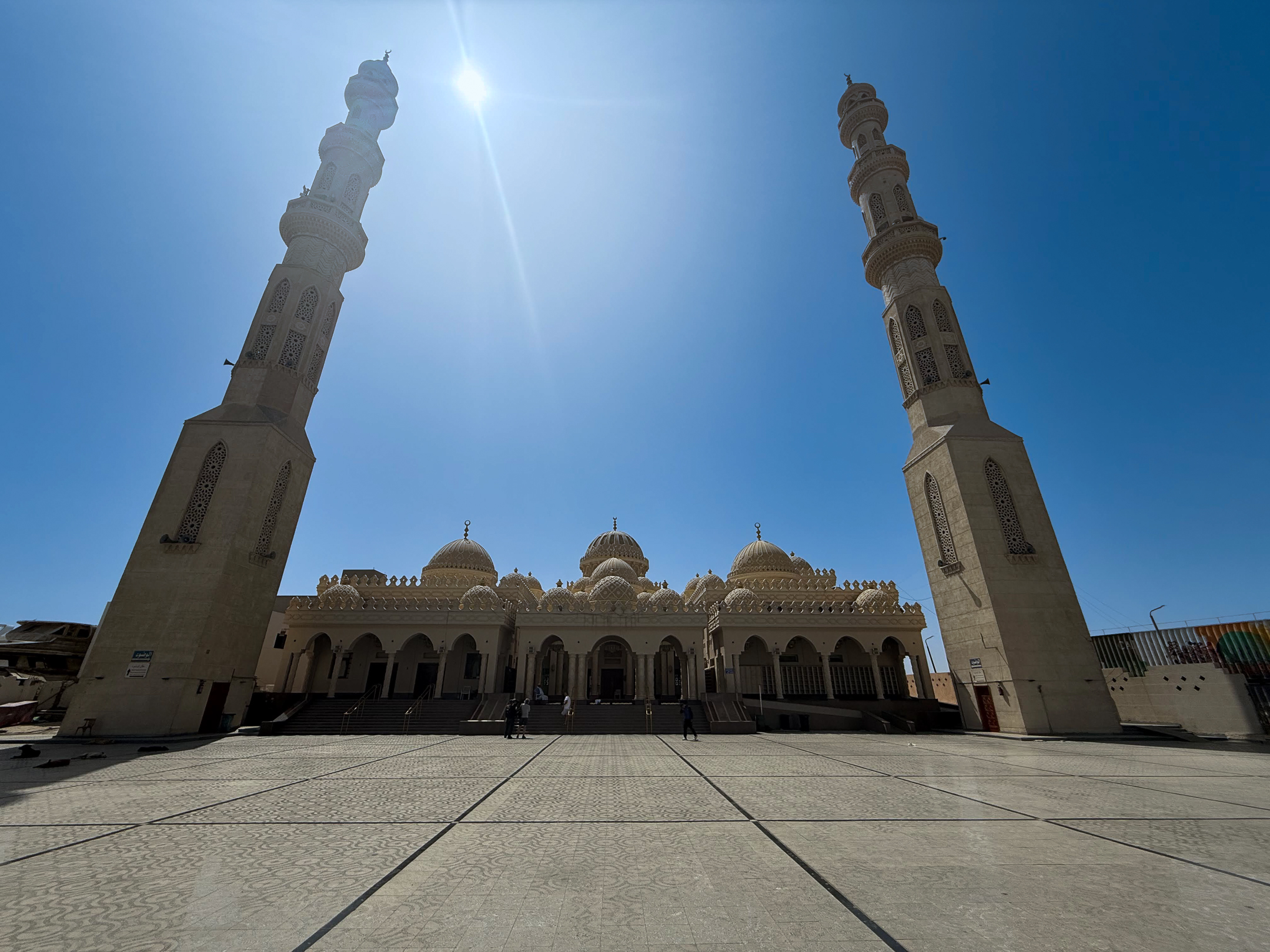 Al Mina Mosque